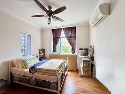 Serangoon Central (D19), Terrace #551267711